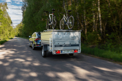 Przyczepka samochodowa 230x125 UNITRAILER FORCE 230 KIPP z burtami BIS i pokrywą aluminiową